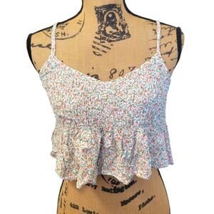 Medium Dress Forum Flowy Ditzt Floral Smocked Crop Top